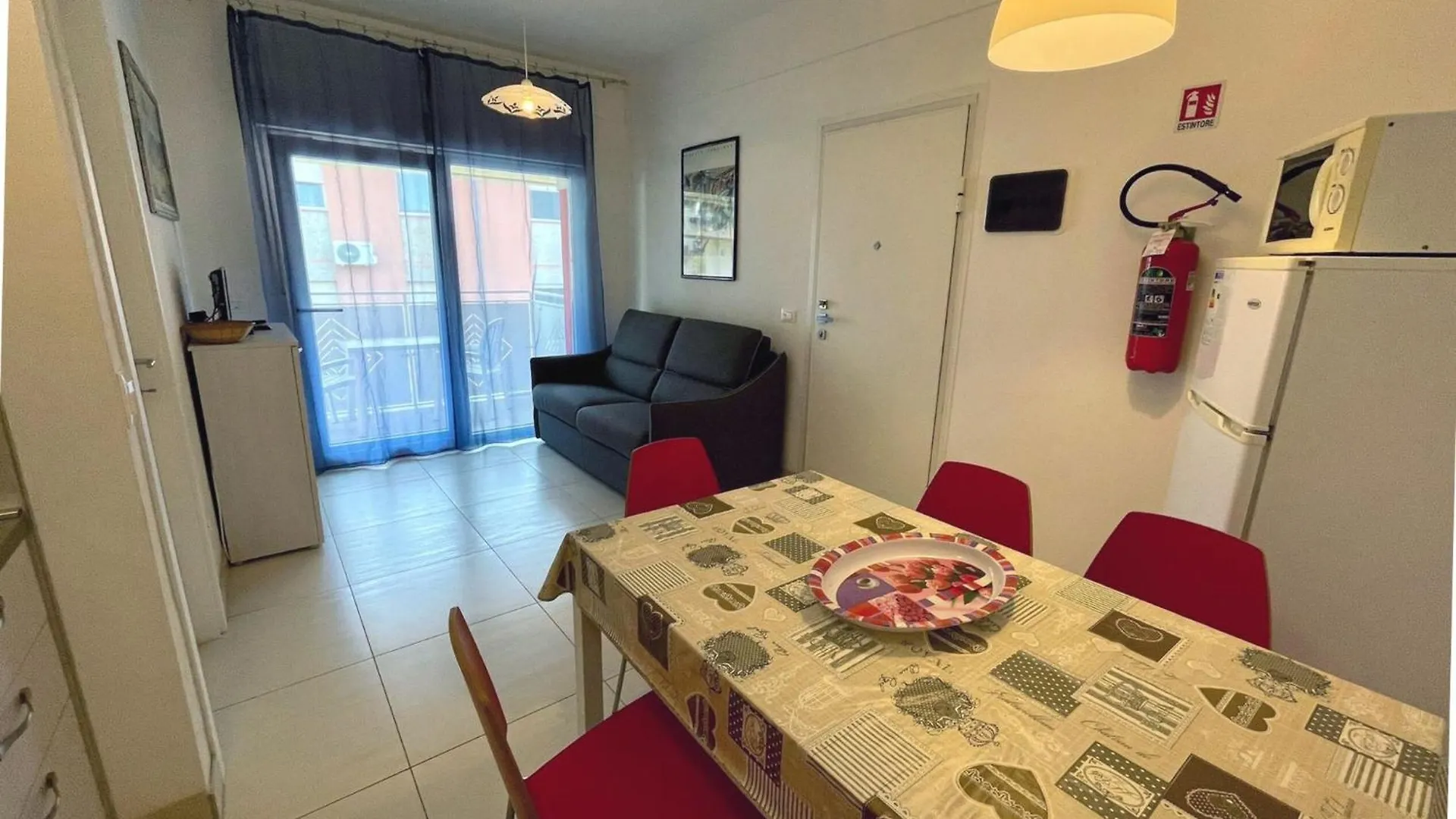 פורטו סנטה מרגריטה די קאורלה Renovated Apartment With Bright Balcony